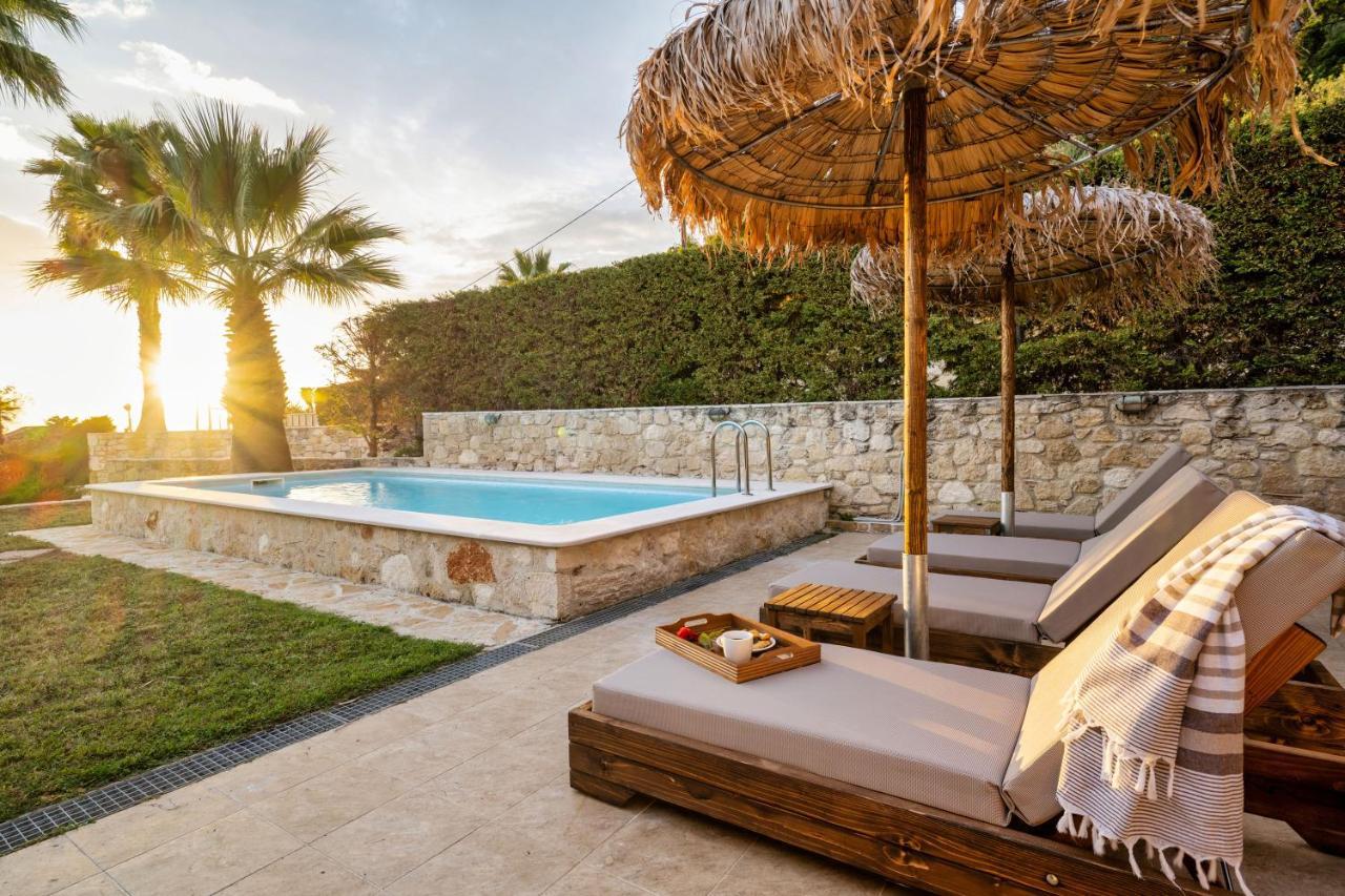 Palmrise Luxury Villas By Travel Pro Services - Nea Skioni Halkidiki Exterior photo